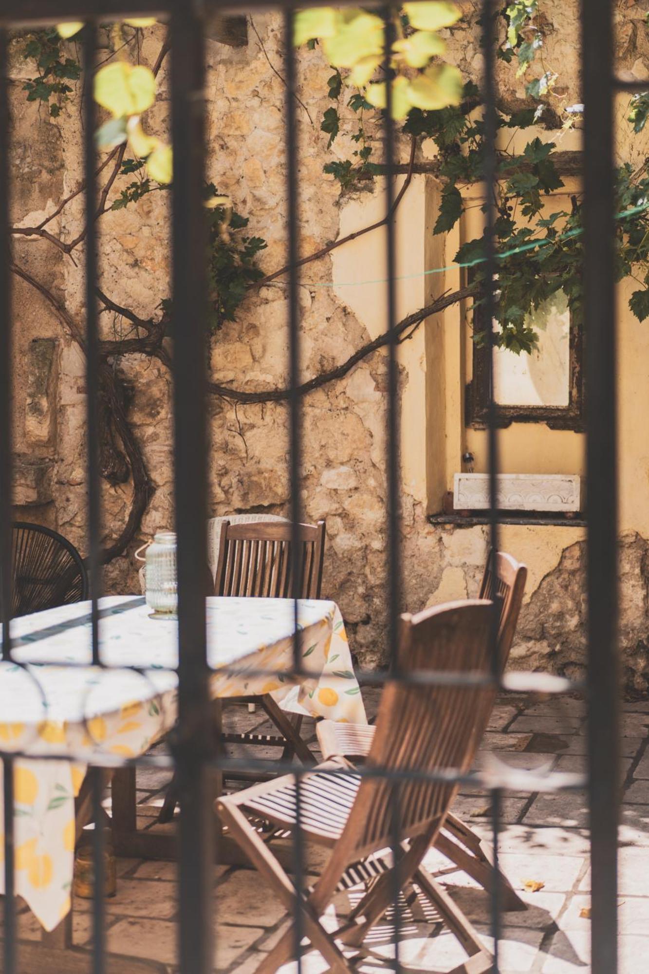 Maison Pelissier Bed And Breakfast With Sweeming Pool Cuxac-dʼAude Exterior foto